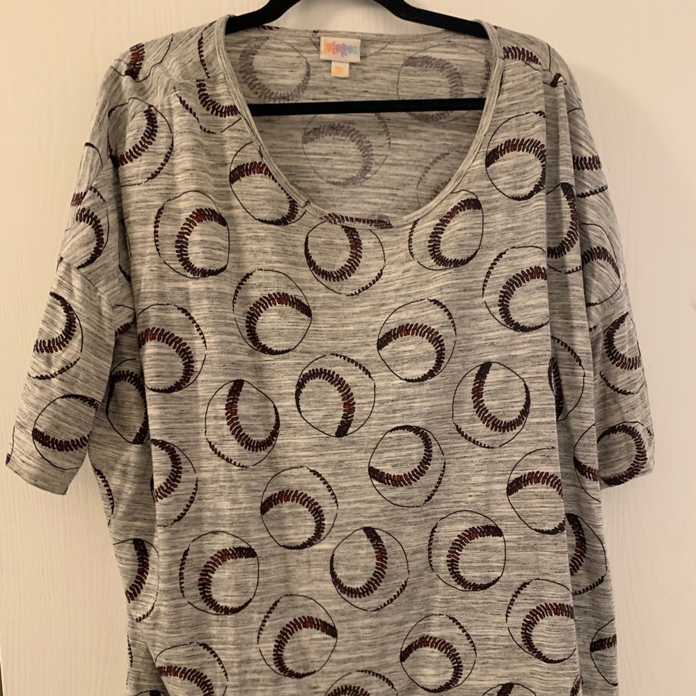 3xl Lularoe baseball Irma